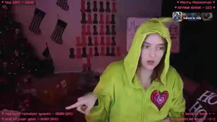MollyMeowz