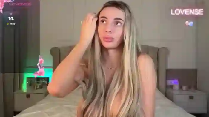 Serena_Devine