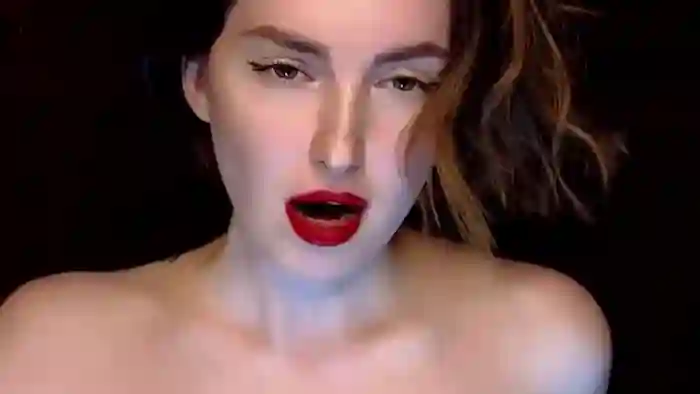 Red_Lips_Girl