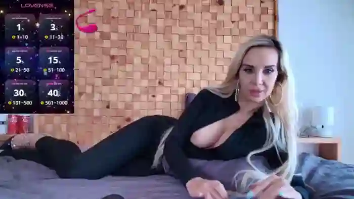 SexyQueenNina