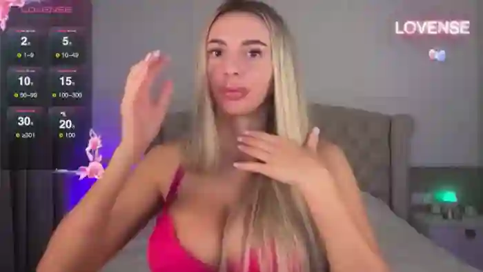 Serena_Devine