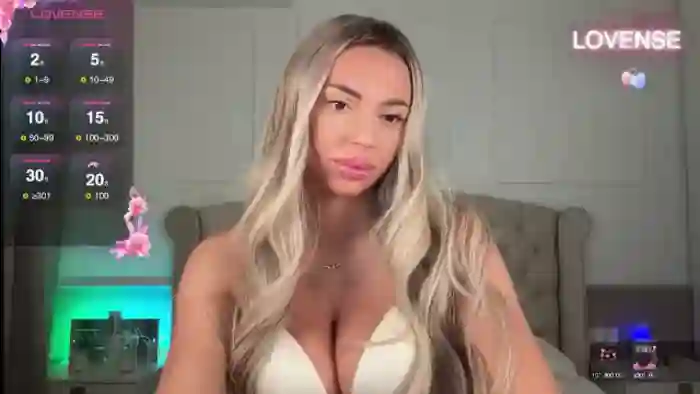 Serena_Devine