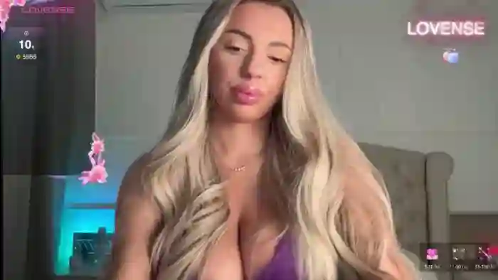 Serena_Devine