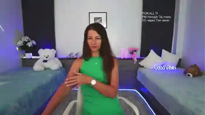 Anna_Shine89