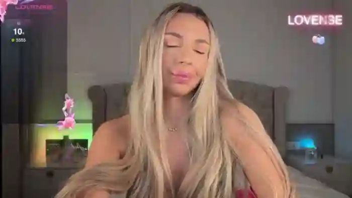Serena_Devine