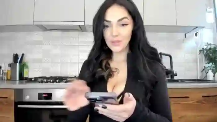 MissNelly_