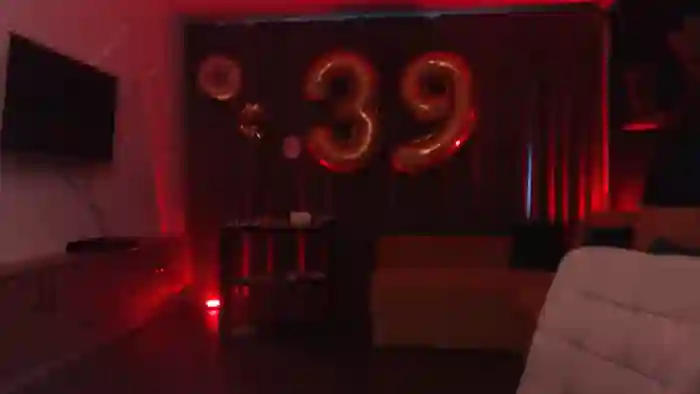 PoppyNaked