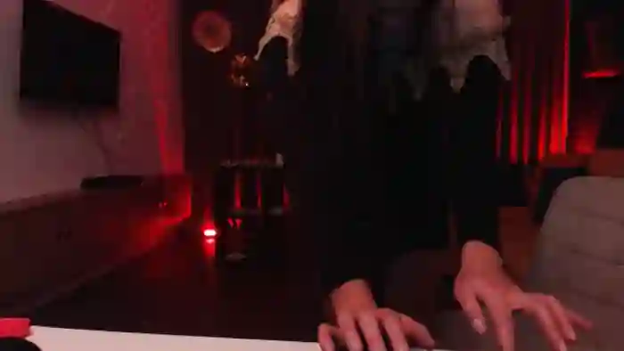 PoppyNaked
