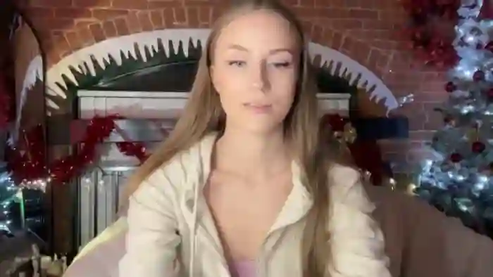 Luna_Moore1