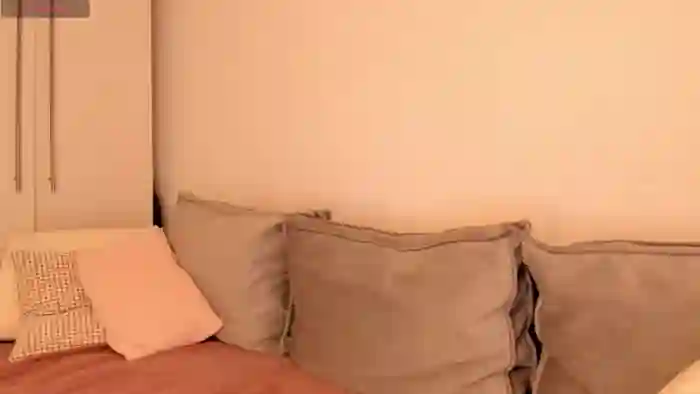 Simi__