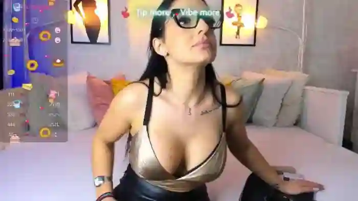 LindsayDee