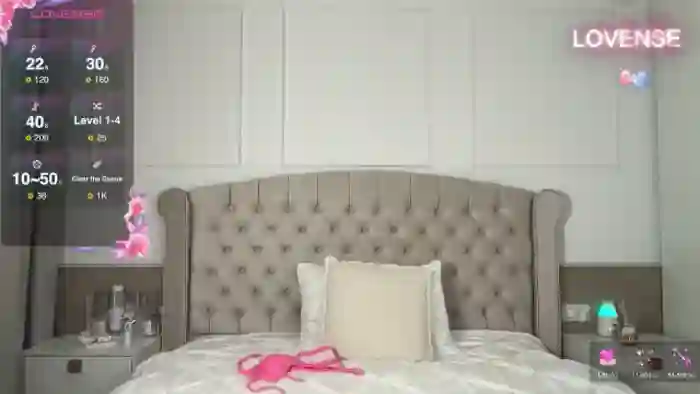 Serena_Devine