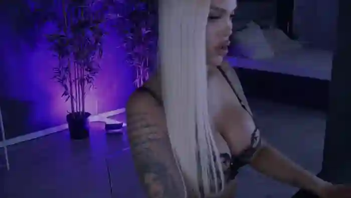 Shayblonde