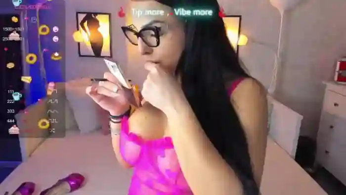 LindsayDee