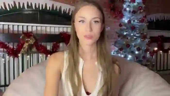 Luna_Moore1