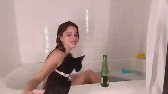 NaomiDee