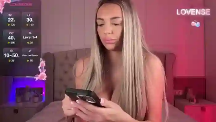 Serena_Devine