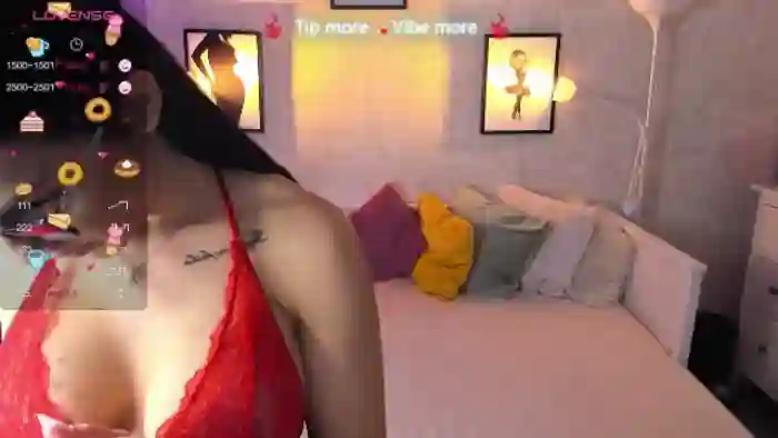 LindsayDee