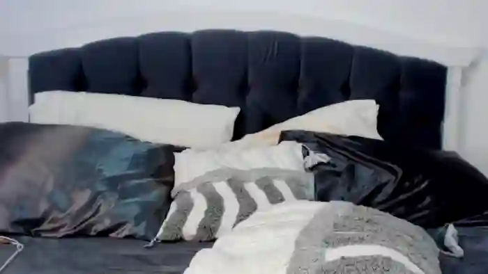 Julie__Moon
