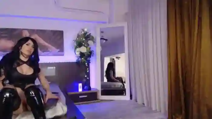 Hallie_May