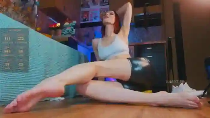 Giantess_Eva