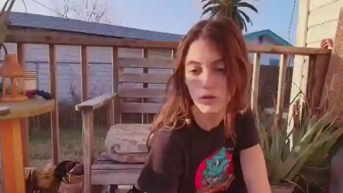 NaomiDee