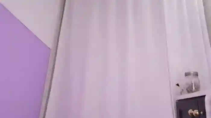 NaomiDee