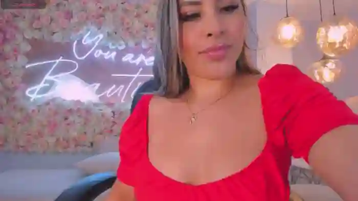 MiaRobertsX