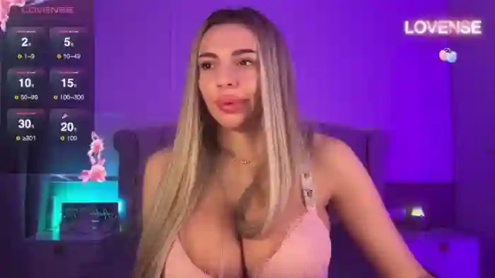 Serena_Devine