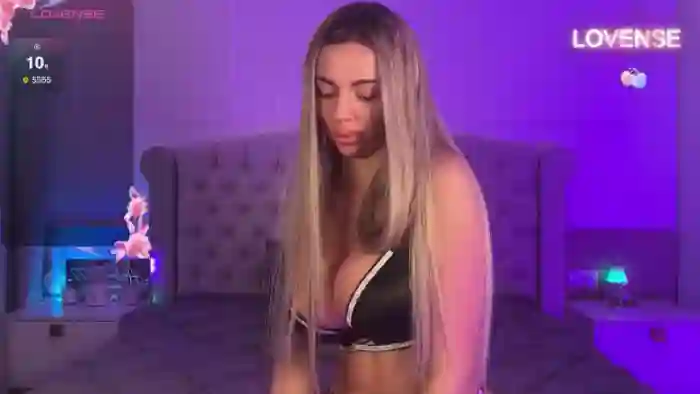 Serena_Devine