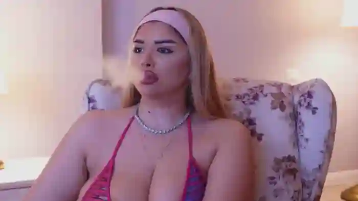 Amber_Xs