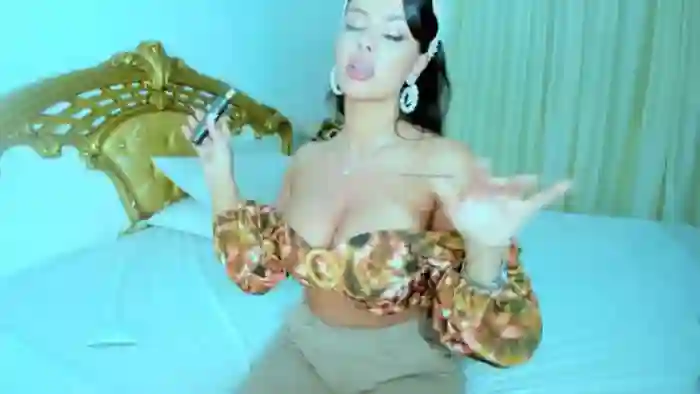 NycoleAniston