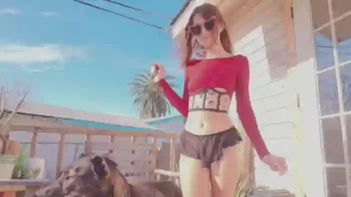 NaomiDee