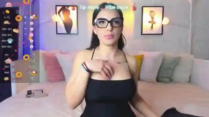 LindsayDee