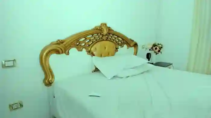 NycoleAniston