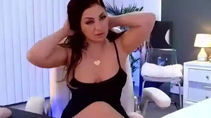 Nikki_Crystal