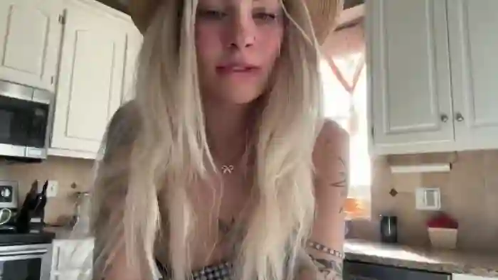 annieangel18