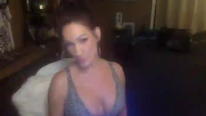 Hotyogababe1