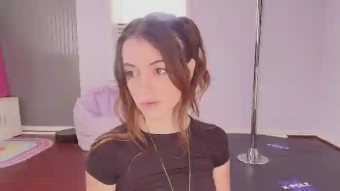 NaomiDee