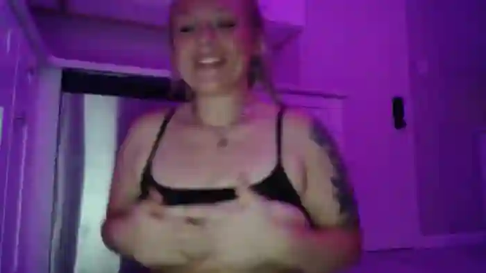SneakyAlice