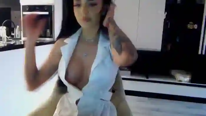 NicoleCrystal