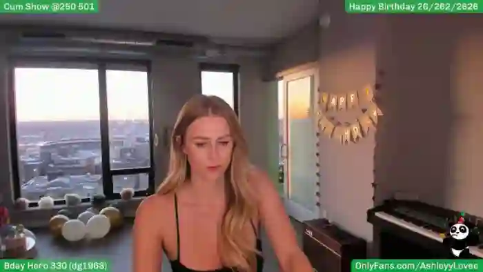 Ashleyylovee