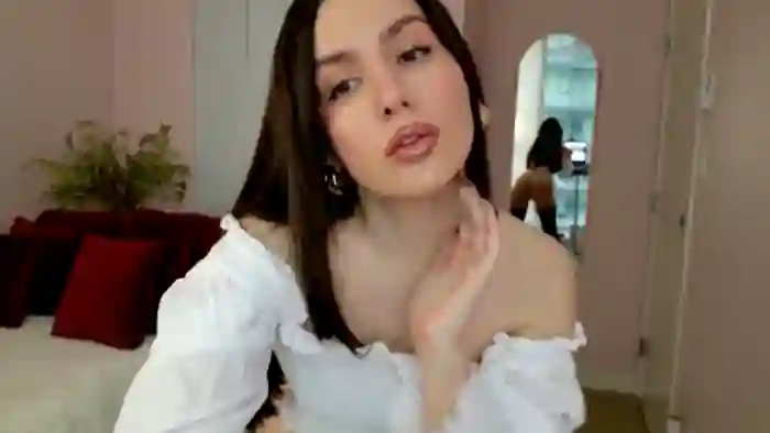 BellaBaxter