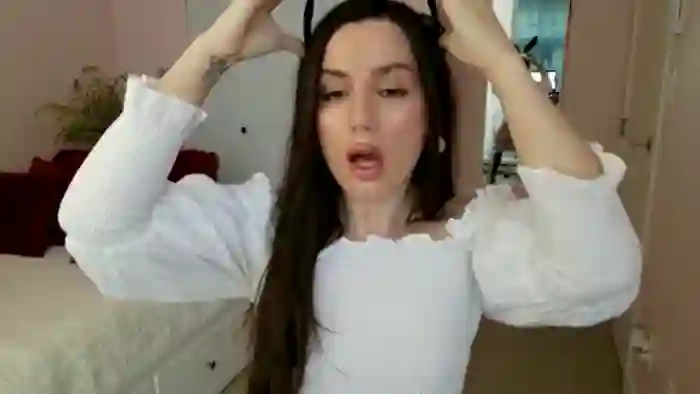 BellaBaxter