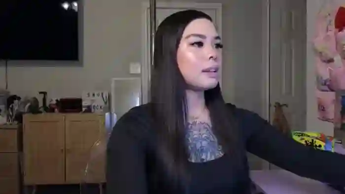 dolllface