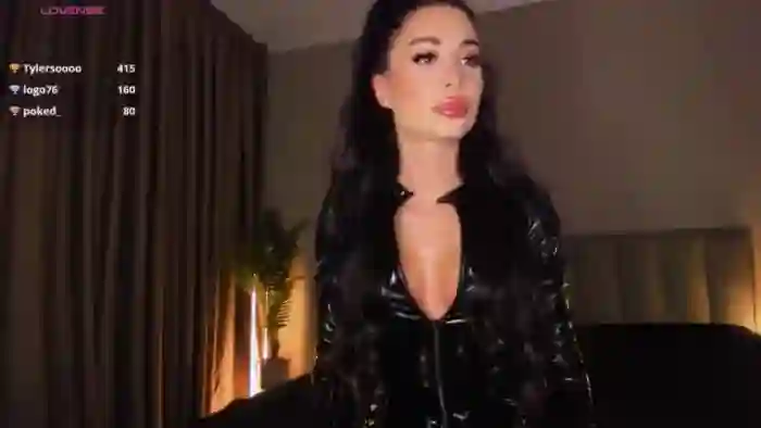 QueenANNYA
