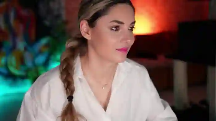 Allie_Synn