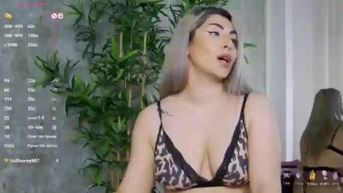 TorriHayes