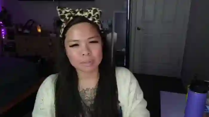 dolllface
