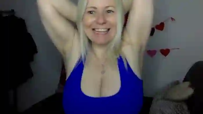 Kurvy_Khloe